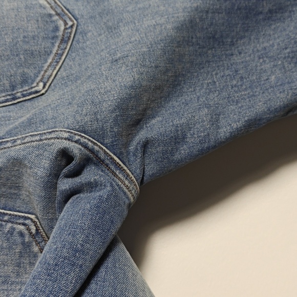 MADEWELL Curvy Kick Out Crop Jeans in Light Wash Size 26 - Picture 15 of 16